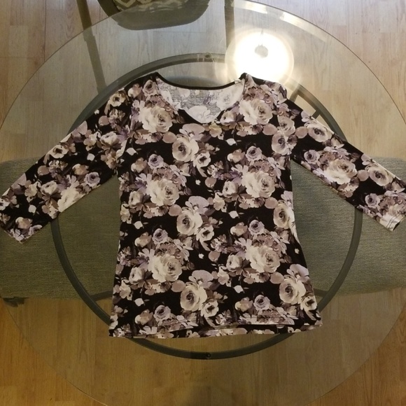 Croft and Barrow 3/4 length sleeve floral top - Picture 1 of 3
